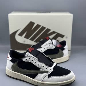 Travis Scott * Air Jordan 1 Low "Medium Olive"