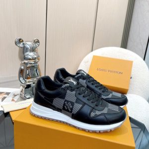 Louis Vuitton Run Away Monogram (1ACW1L)