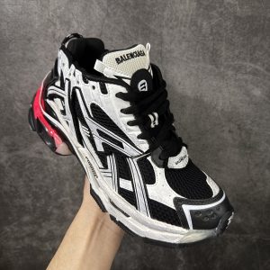 Balenciaga Runner  LED Black White